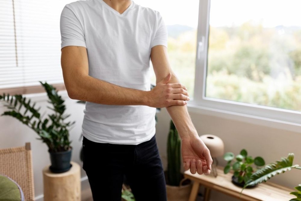 Forearm Pain While Curling (Why It Happens and How to Fix It) - Gripzilla - The Best Grip and Forearm Strength Exercises, Arm Wrestling Tools, Hand Grippers to Improve Grip Strength