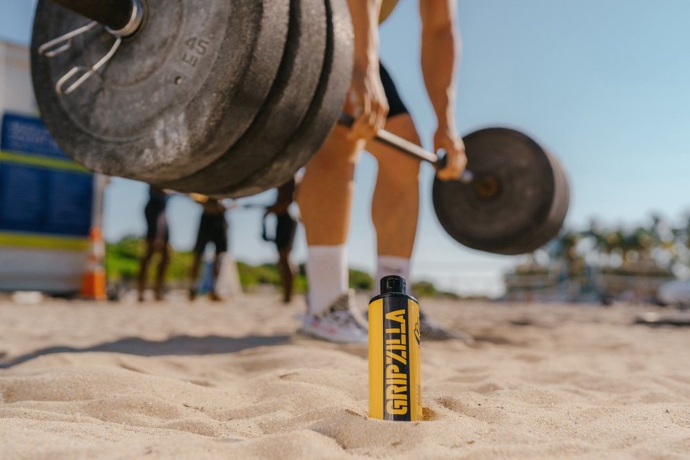 Liquid Chalk Vs. Regular Chalk – Differences, Comparison, & The Winner - Gripzilla - The Best Grip and Forearm Strength Exercises, Arm Wrestling Tools, Hand Grippers to Improve Grip Strength